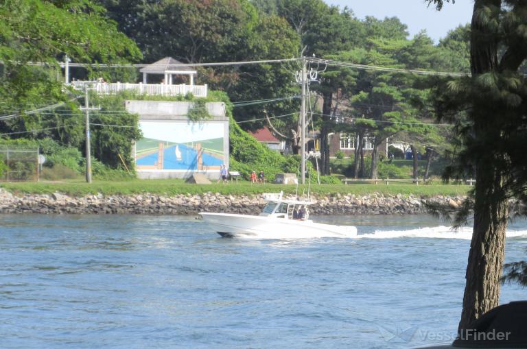 knot hers (Pleasure craft) - IMO , MMSI 338360947 under the flag of USA