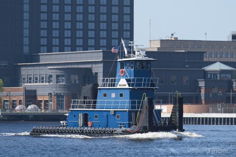 dotti j (Tug) - IMO , MMSI 366880470, Call Sign WCAE under the flag of United States (USA)