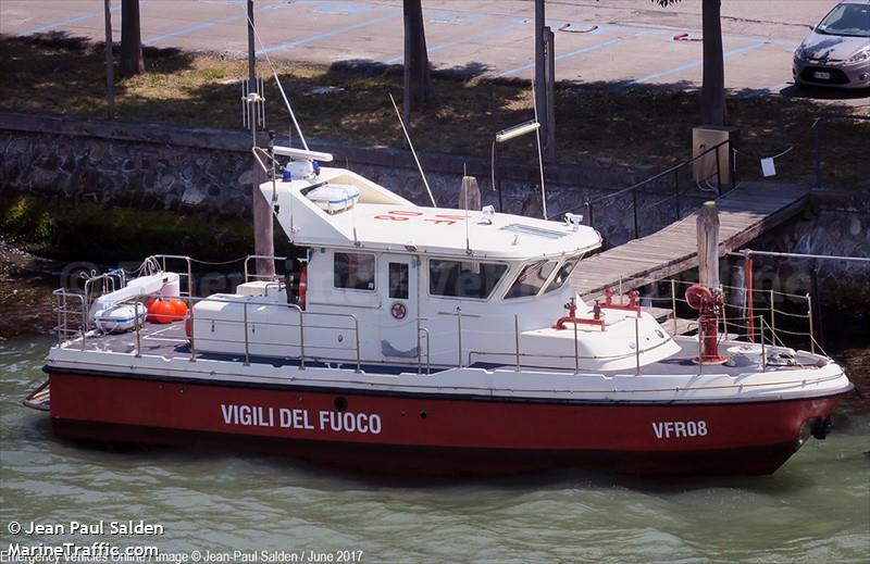 vf r08 (-) - IMO , MMSI 247175800, Call Sign IFNL2 under the flag of Italy