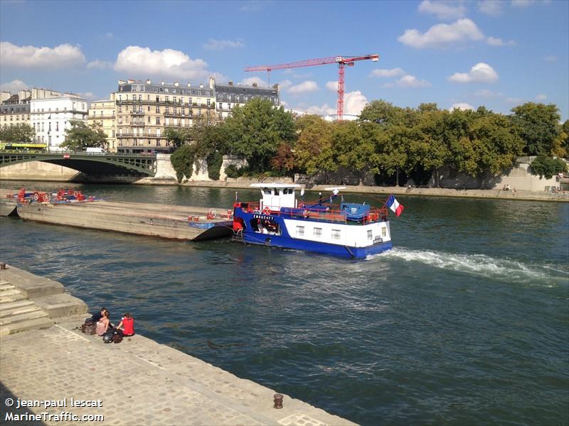 emouchet (-) - IMO , MMSI 226009290, Call Sign FM4014 under the flag of France