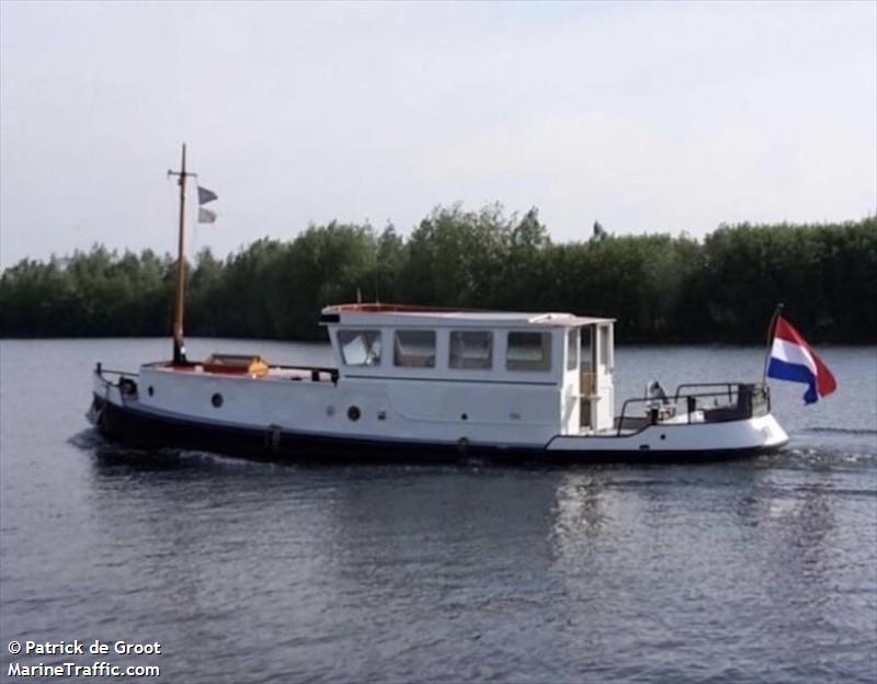 bruce (-) - IMO , MMSI 244820129, Call Sign PC4530 under the flag of Netherlands