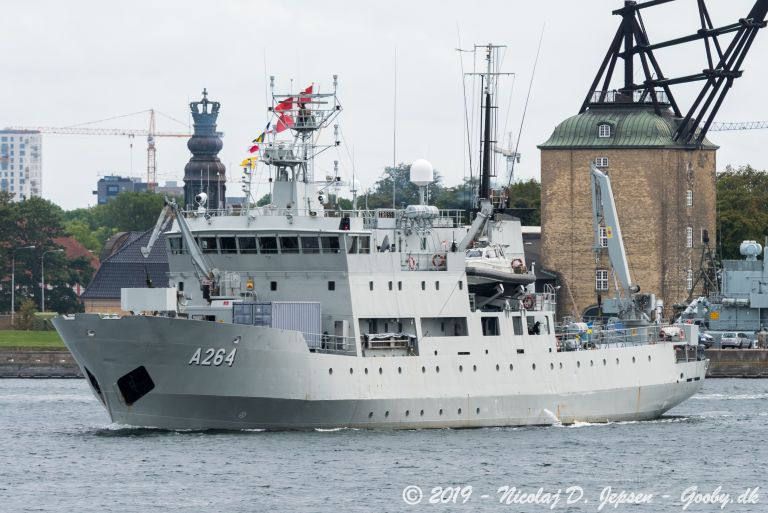 hms trosso (Research Vessel) - IMO 8119027, MMSI 265837000, Call Sign SGFQ under the flag of Sweden