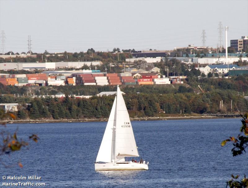 sail la vie v (-) - IMO , MMSI 316024597 under the flag of Canada