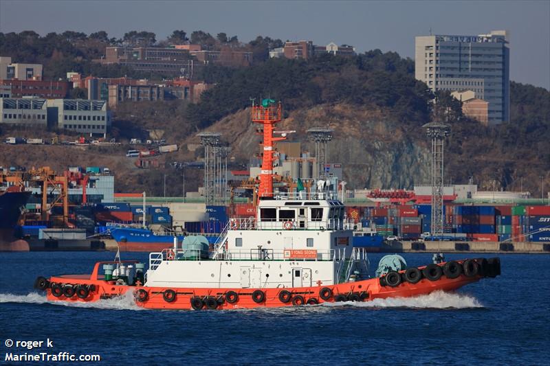 5 yong seong (Tug) - IMO 9819363, MMSI 440184720, Call Sign 345YONG under the flag of Korea