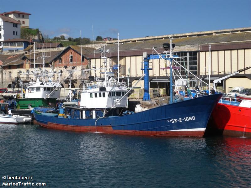 fv beti san luis (Fishing Vessel) - IMO 7222164, MMSI 224004800, Call Sign EAMN under the flag of Spain