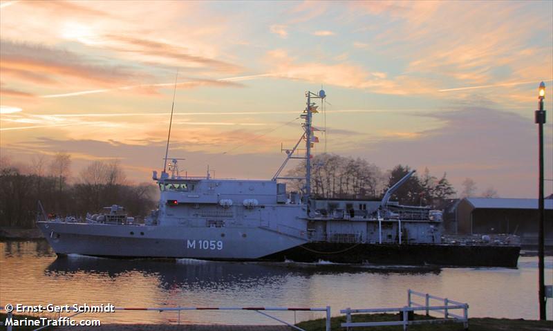 fgs weilheim (-) - IMO , MMSI 211210420, Call Sign DRFD under the flag of Germany