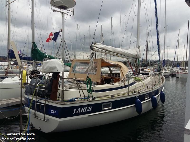 larus (-) - IMO , MMSI 227481480, Call Sign FAE4893 under the flag of France