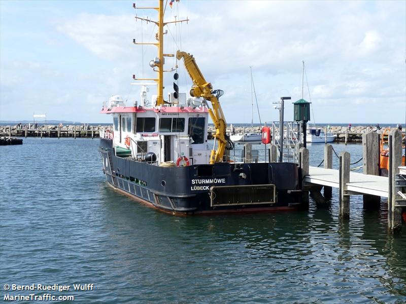 sturmmoewe (Utility Vessel) - IMO 9325805, MMSI 211106650, Call Sign DBFE under the flag of Germany