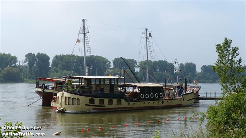 frika (Passenger ship) - IMO , MMSI 211149610, Call Sign DC5499 under the flag of Germany