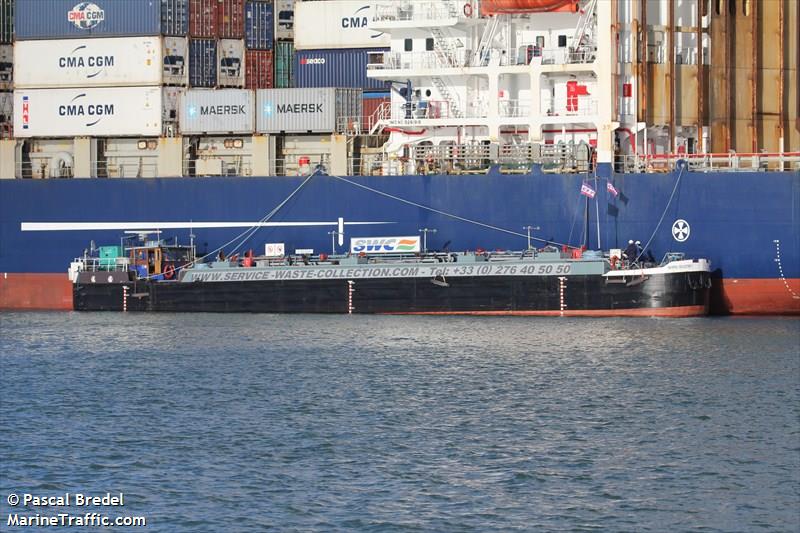marpol collector 1 (Tanker) - IMO , MMSI 226002690, Call Sign FM5965 under the flag of France