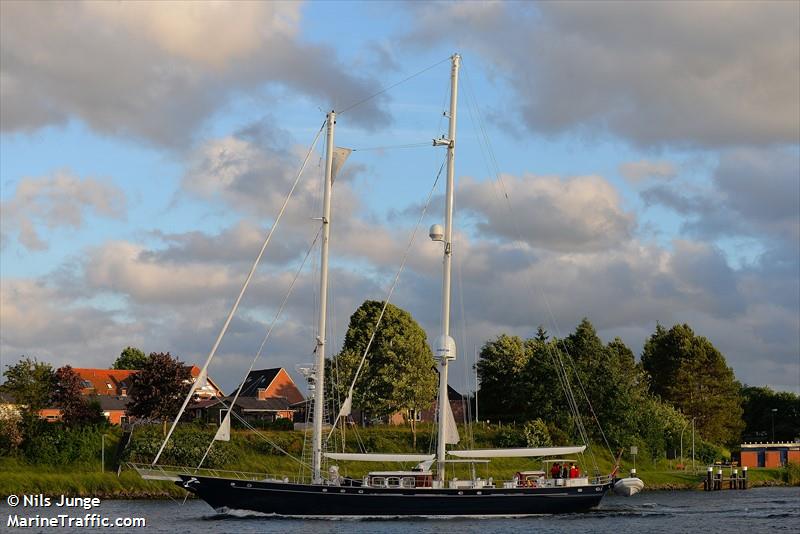 reesle (Sailing vessel) - IMO , MMSI 233877000, Call Sign MTSR5 under the flag of United Kingdom (UK)