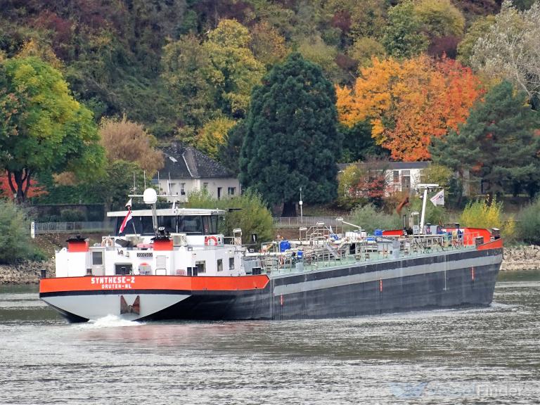 synthese 2 (Tanker) - IMO , MMSI 244020721, Call Sign PD4135 under the flag of Netherlands