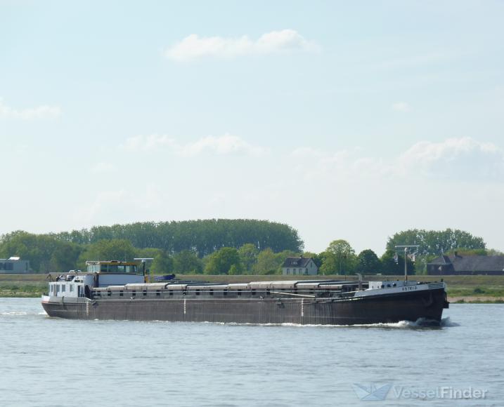 astrid (Cargo ship) - IMO , MMSI 244050337, Call Sign PD8607 under the flag of Netherlands