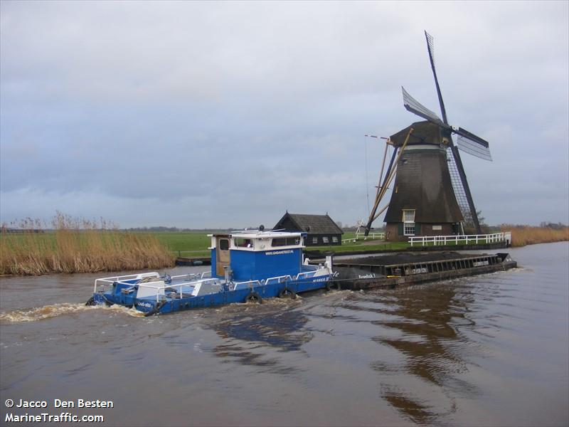 manna ii (Cargo ship) - IMO , MMSI 244615131, Call Sign PD5603 under the flag of Netherlands