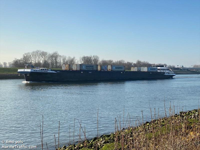 novum (Cargo ship) - IMO , MMSI 244620839, Call Sign PG9608 under the flag of Netherlands