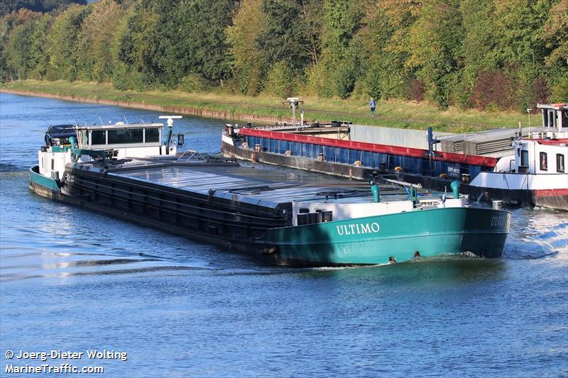 ultimo (Cargo ship) - IMO , MMSI 244670582, Call Sign PD6031 under the flag of Netherlands