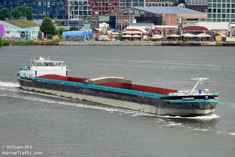 cunera (Cargo ship) - IMO , MMSI 244700331, Call Sign XB3938 under the flag of Netherlands