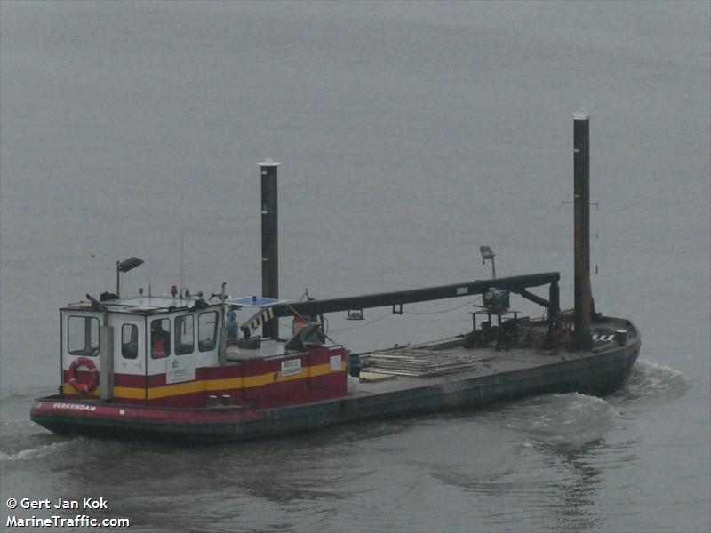 risico (Dredging or UW ops) - IMO , MMSI 244700738, Call Sign PI4848 under the flag of Netherlands