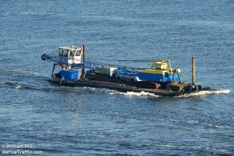 suzanne (Dredging or UW ops) - IMO , MMSI 244710399, Call Sign  PE7330 under the flag of Netherlands