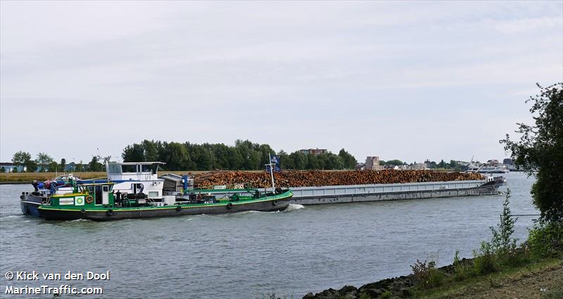 oase (Cargo ship) - IMO , MMSI 244710631, Call Sign PD2453 under the flag of Netherlands