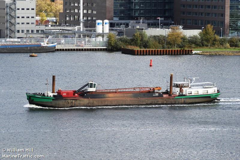 taurus (Dredging or UW ops) - IMO , MMSI 244710908, Call Sign PH6557 under the flag of Netherlands
