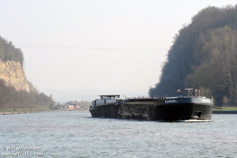 roman (Cargo ship) - IMO , MMSI 244730605, Call Sign PH6508 under the flag of Netherlands