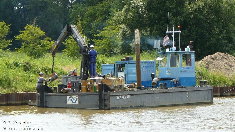 braakman (Cargo ship) - IMO , MMSI 244740977, Call Sign PM2175 under the flag of Netherlands