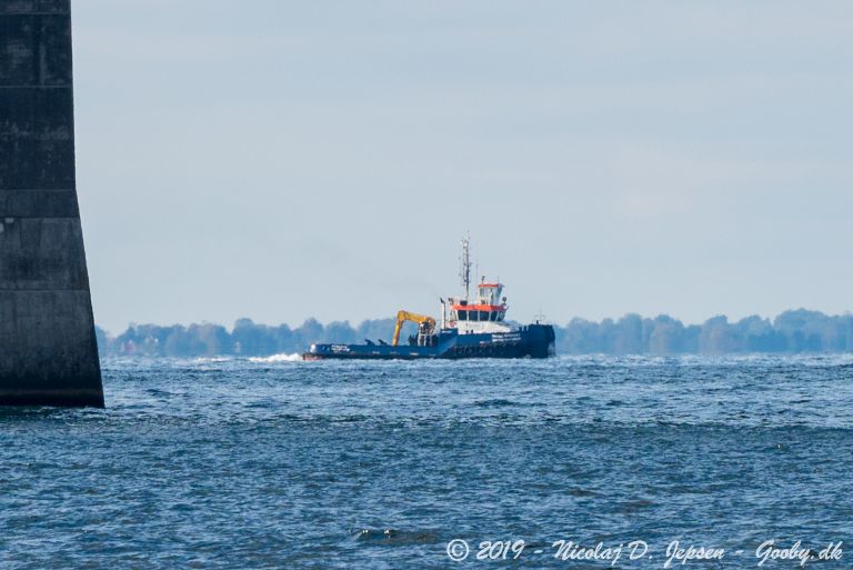 beluga rotterdam (Tug) - IMO 9732723, MMSI 273448610, Call Sign UBWR4 under the flag of Russia