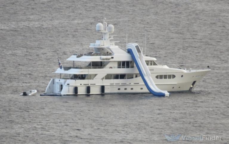 my perle bleue (Yacht) - IMO 1009285, MMSI 538080046, Call Sign V7NM3 under the flag of Marshall Islands