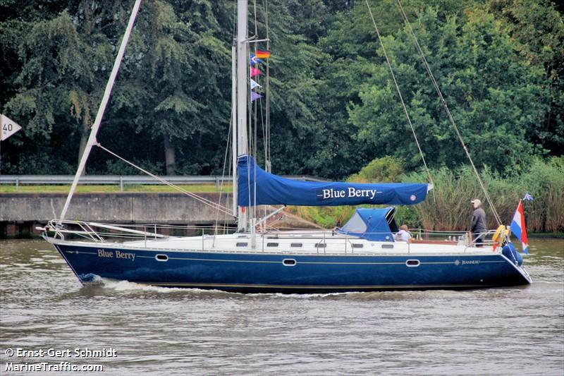blue berry (-) - IMO , MMSI 244630339, Call Sign PH3288 under the flag of Netherlands