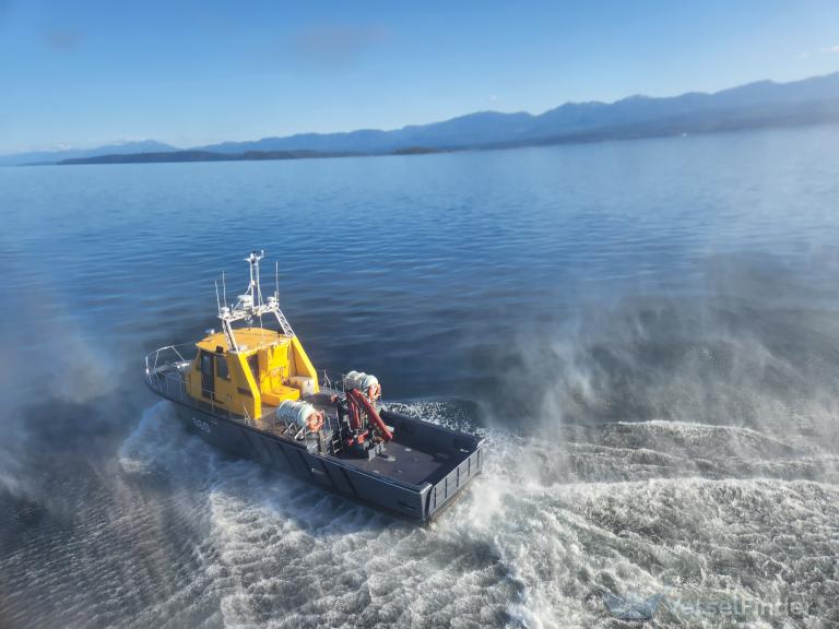 black duck yag-660 (-) - IMO , MMSI 316020876, Call Sign CFH8061 under the flag of Canada