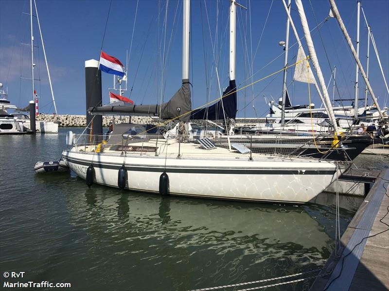 avance (-) - IMO , MMSI 244140232, Call Sign PE7800 under the flag of Netherlands