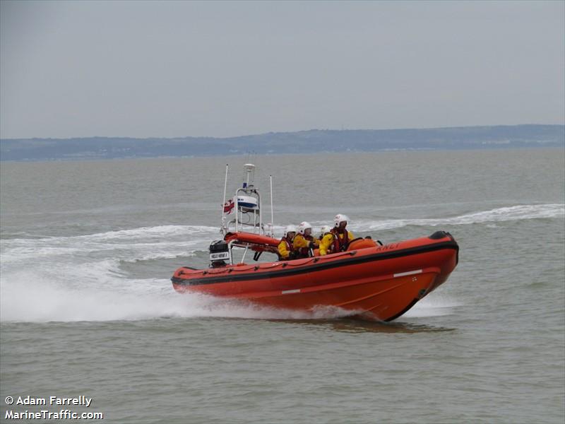 rnli lifeboat b-900 (-) - IMO , MMSI 232007596 under the flag of United Kingdom (UK)