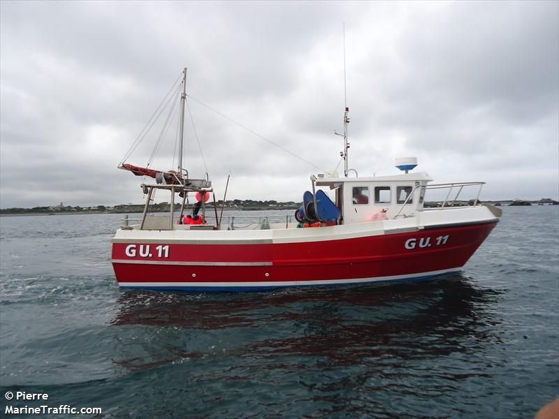 new dawn (Fishing vessel) - IMO , MMSI 235070806, Call Sign MBNM6 under the flag of United Kingdom (UK)