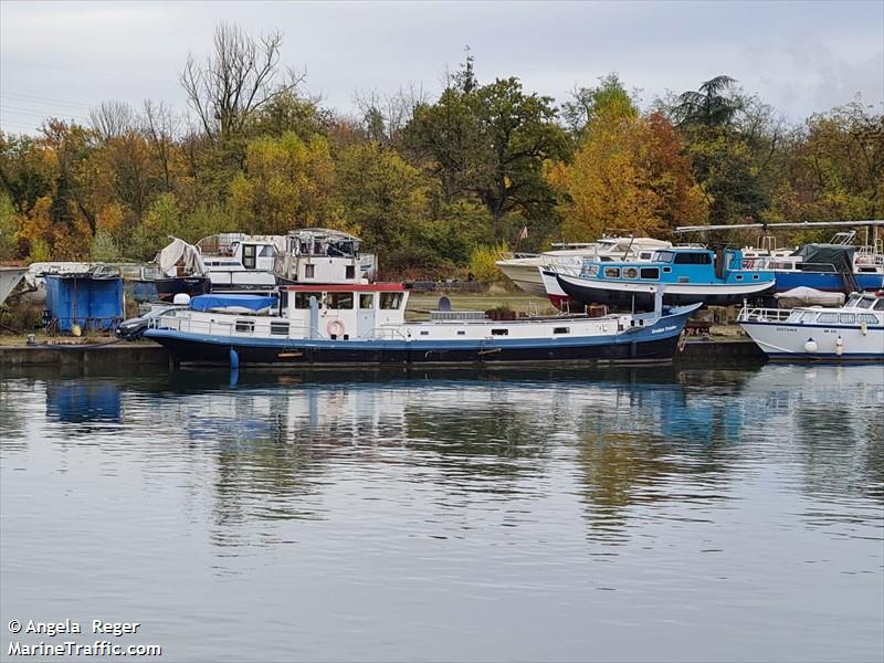 grosser frieden (-) - IMO , MMSI 244780667, Call Sign PB9975 under the flag of Netherlands