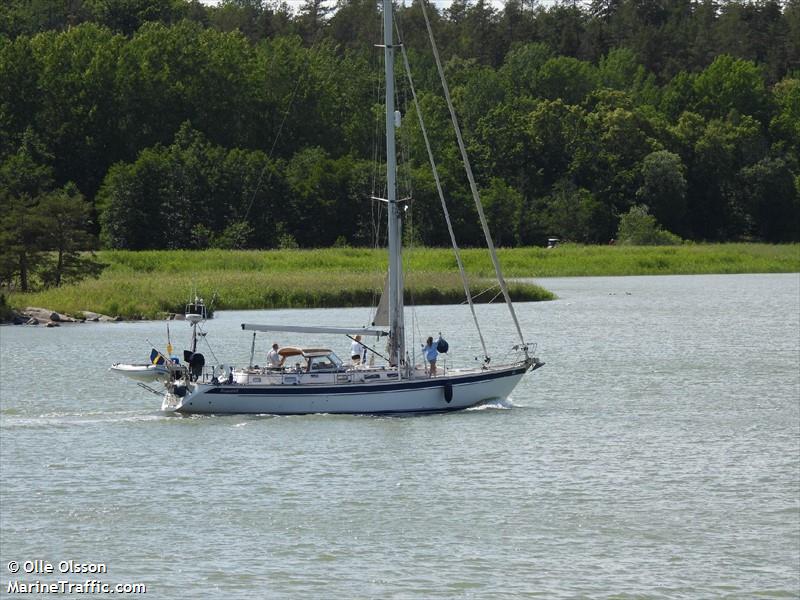 beaucastel (Sailing vessel) - IMO , MMSI 265741530, Call Sign SEZG under the flag of Sweden