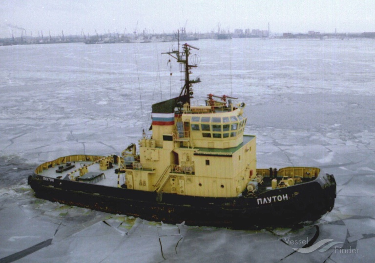 pluton (Tug) - IMO 8027121, MMSI 273122000, Call Sign UAHJ under the flag of Russia