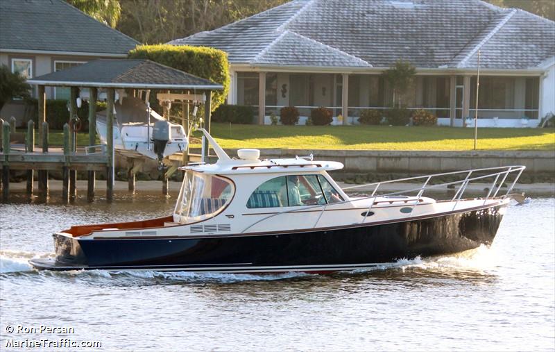 blue chip (Pleasure craft) - IMO , MMSI 338378813, Call Sign BLUCHIP under the flag of USA