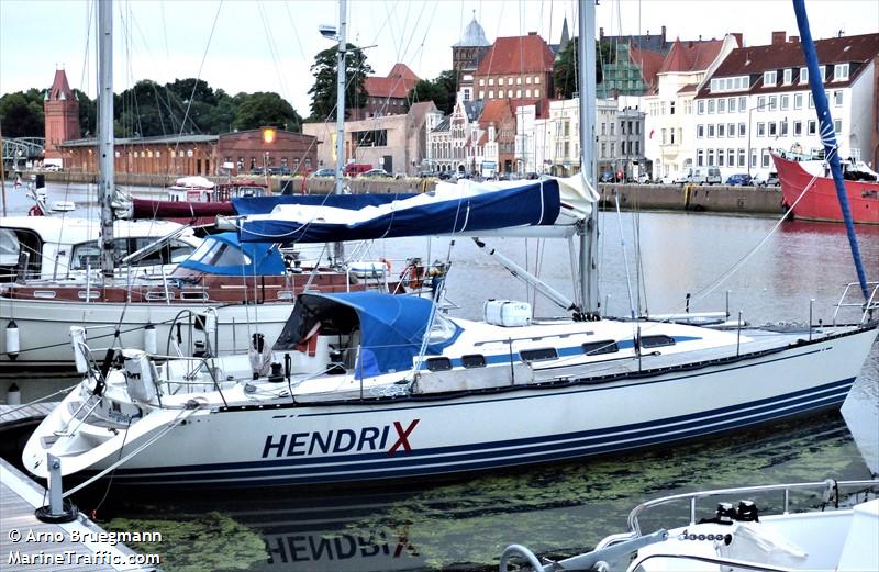 hendrix (-) - IMO , MMSI 211193150, Call Sign DB5047 under the flag of Germany
