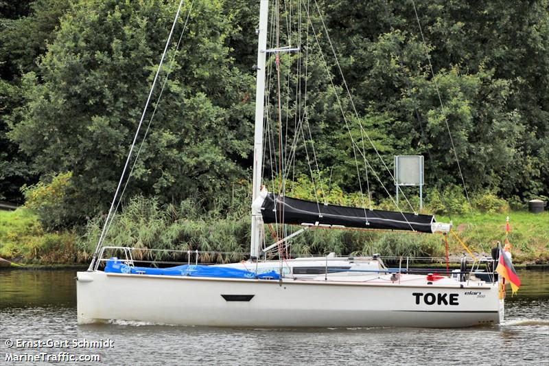 toke (Pleasure craft) - IMO , MMSI 211311370, Call Sign DB2189 under the flag of Germany