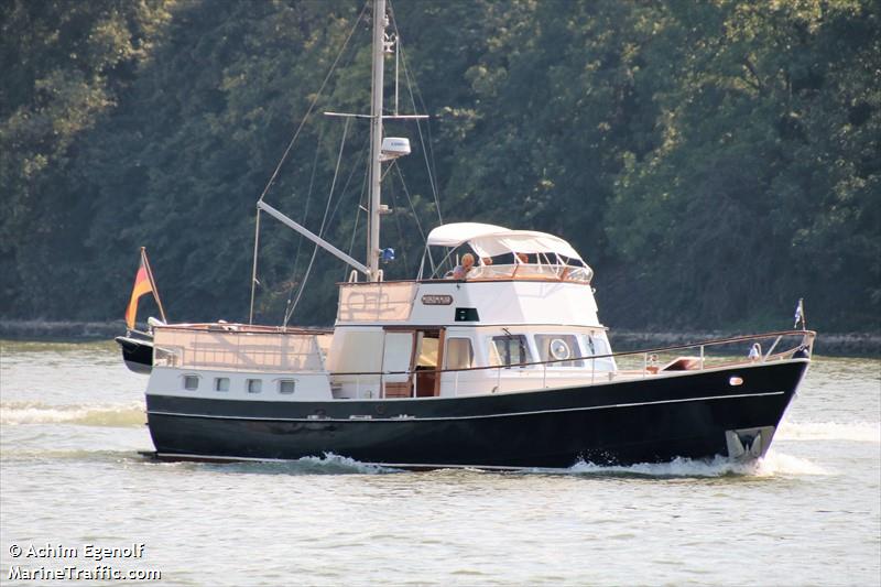 midsommar (Sailing vessel) - IMO , MMSI 211424630, Call Sign DF2522 under the flag of Germany