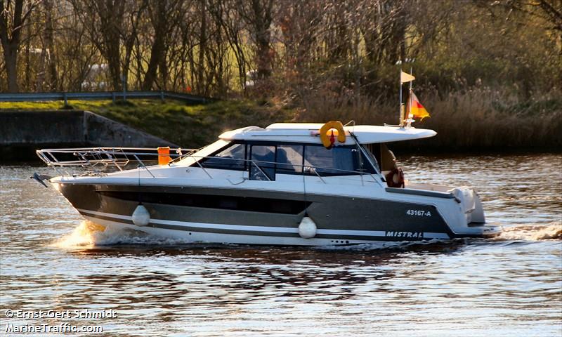 my milero (Pleasure craft) - IMO , MMSI 211584600, Call Sign DG 7526 under the flag of Germany