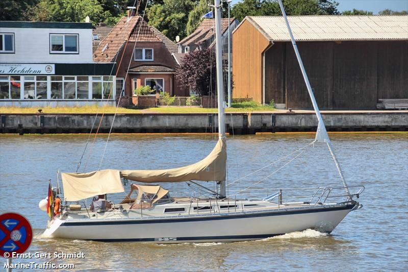 sy neiut (Sailing vessel) - IMO , MMSI 211588970, Call Sign DJKN under the flag of Germany