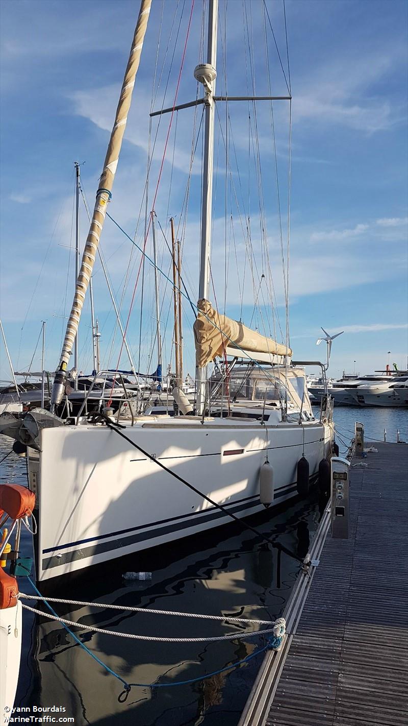hina (Pleasure craft) - IMO , MMSI 227726960, Call Sign FGF4974 under the flag of France