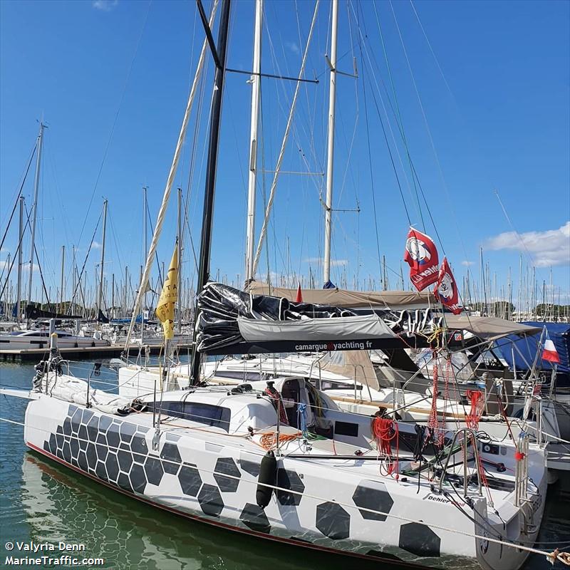 floki (Pleasure craft) - IMO , MMSI 228002960, Call Sign FAH2742 under the flag of France
