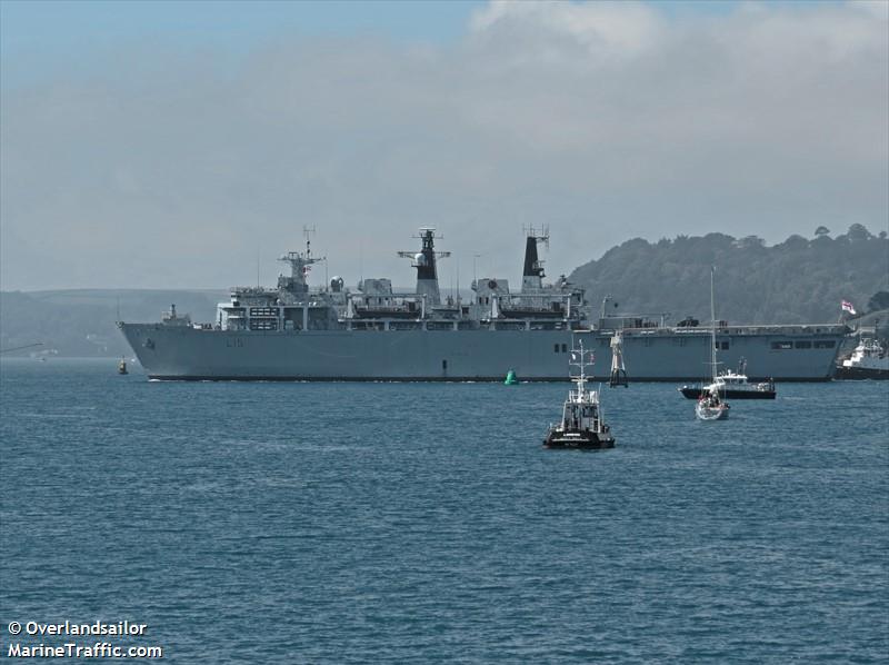 british warship (Military ops) - IMO 4906654, MMSI 232002833 under the flag of United Kingdom (UK)