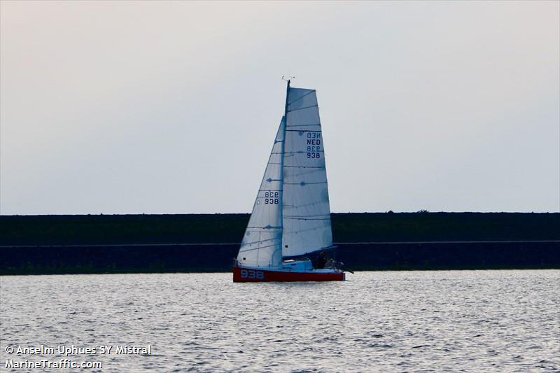 cosmik debris (Sailing vessel) - IMO , MMSI 244100088, Call Sign PD9272 under the flag of Netherlands