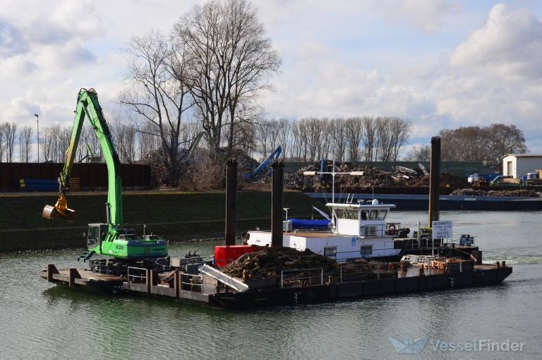 mzf biber (Dredging or UW ops) - IMO , MMSI 211014176, Call Sign DA4176 under the flag of Germany