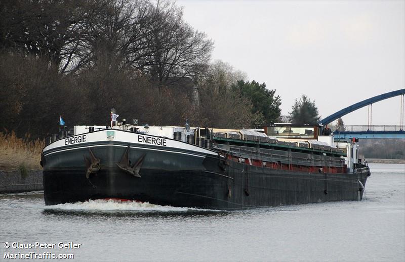 energie (WIG) - IMO , MMSI 211179650, Call Sign DH8767 under the flag of Germany