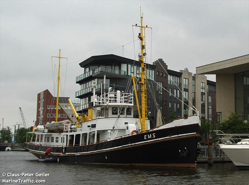 ems (Research Vessel) - IMO 8137574, MMSI 211224310, Call Sign DBDO under the flag of Germany